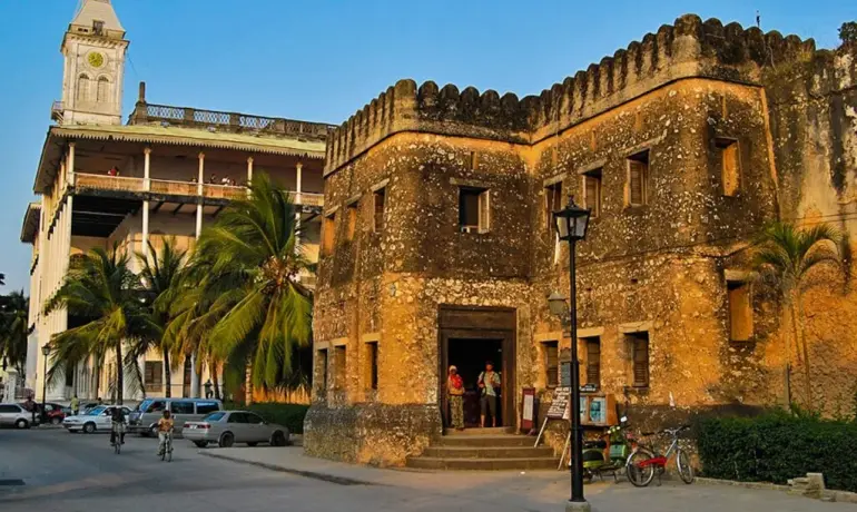 5-Day Exploring the Magic of Zanzibar Tour - Island Experience
